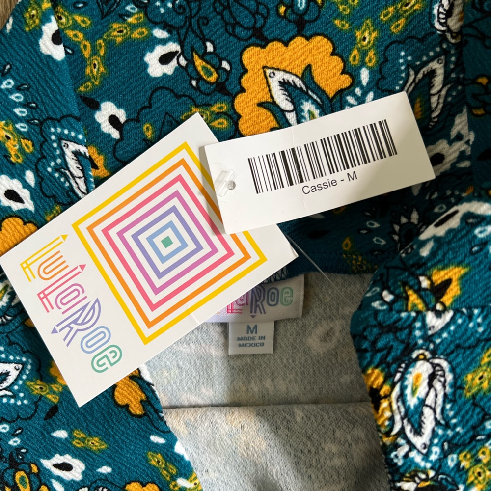 LULAROE Cassie Skirt - Picture 6 of 8